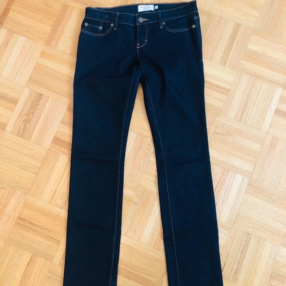 Jeans - Picture 1 of 2